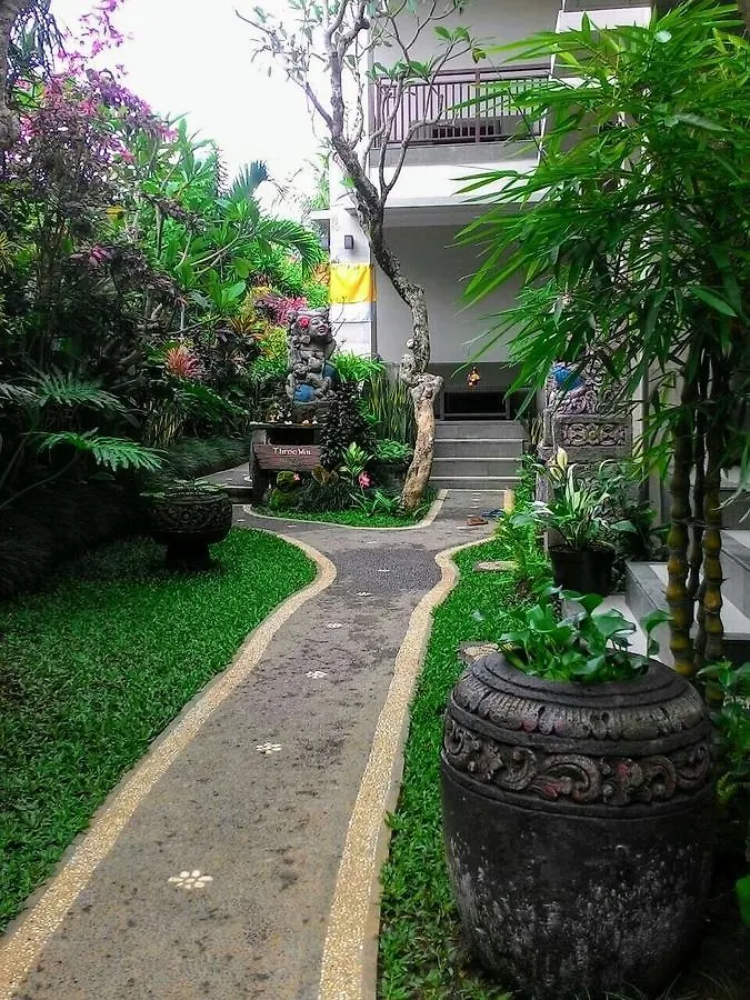 Threewin Homestay Ubud   Ubud (Bali)